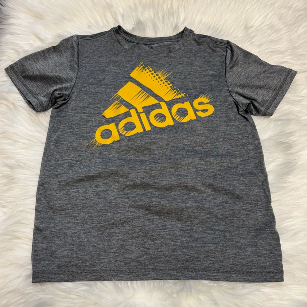 Adidas Short Sleeve Classic Logo T-shirt Boys Medium Grey